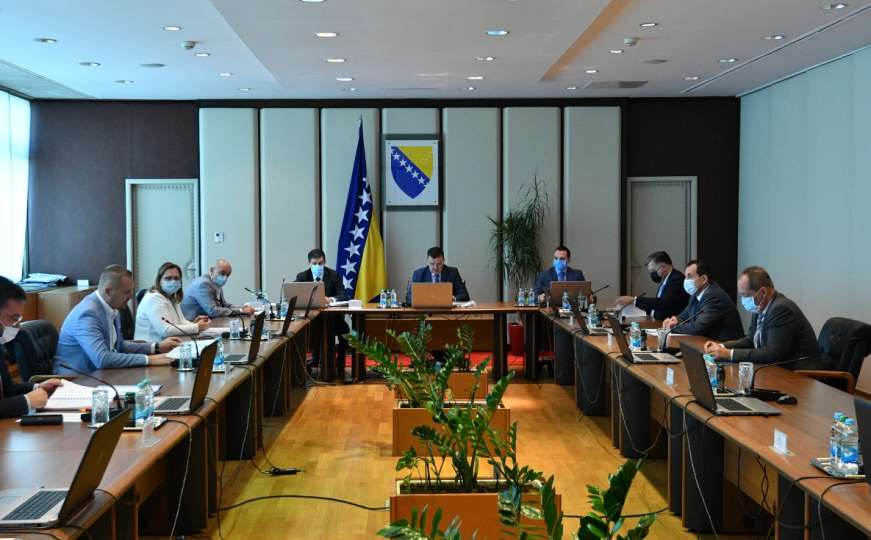 Danas sjednica Vijeća ministara BiH: Da li će se svi odazvati pozivu Tegeltije?